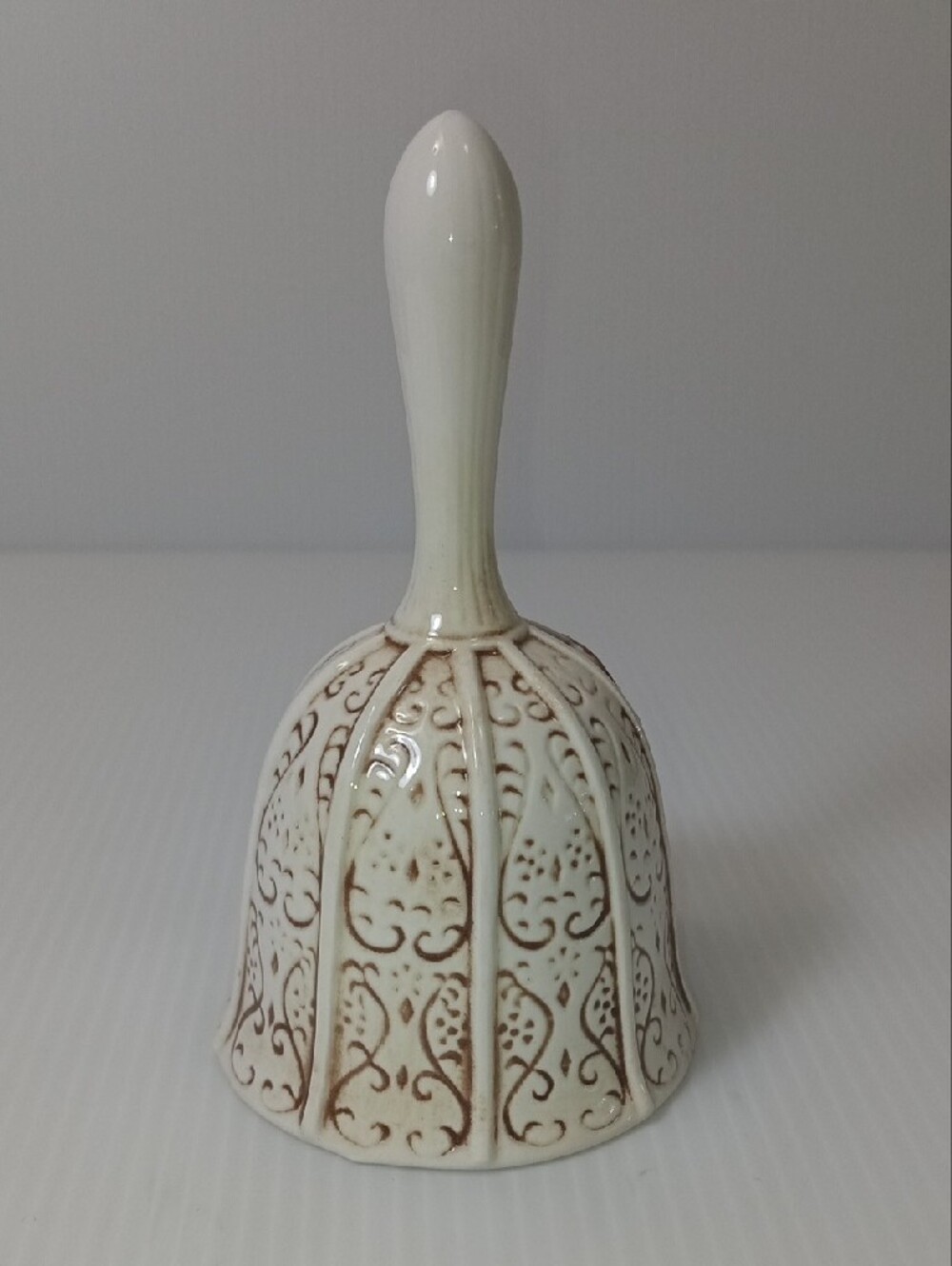 Vintage Porcelain Bell with Pioneer Woman w/ a Bell Ornate Pattern 4 5/8" Tall - Picture 6 of 10